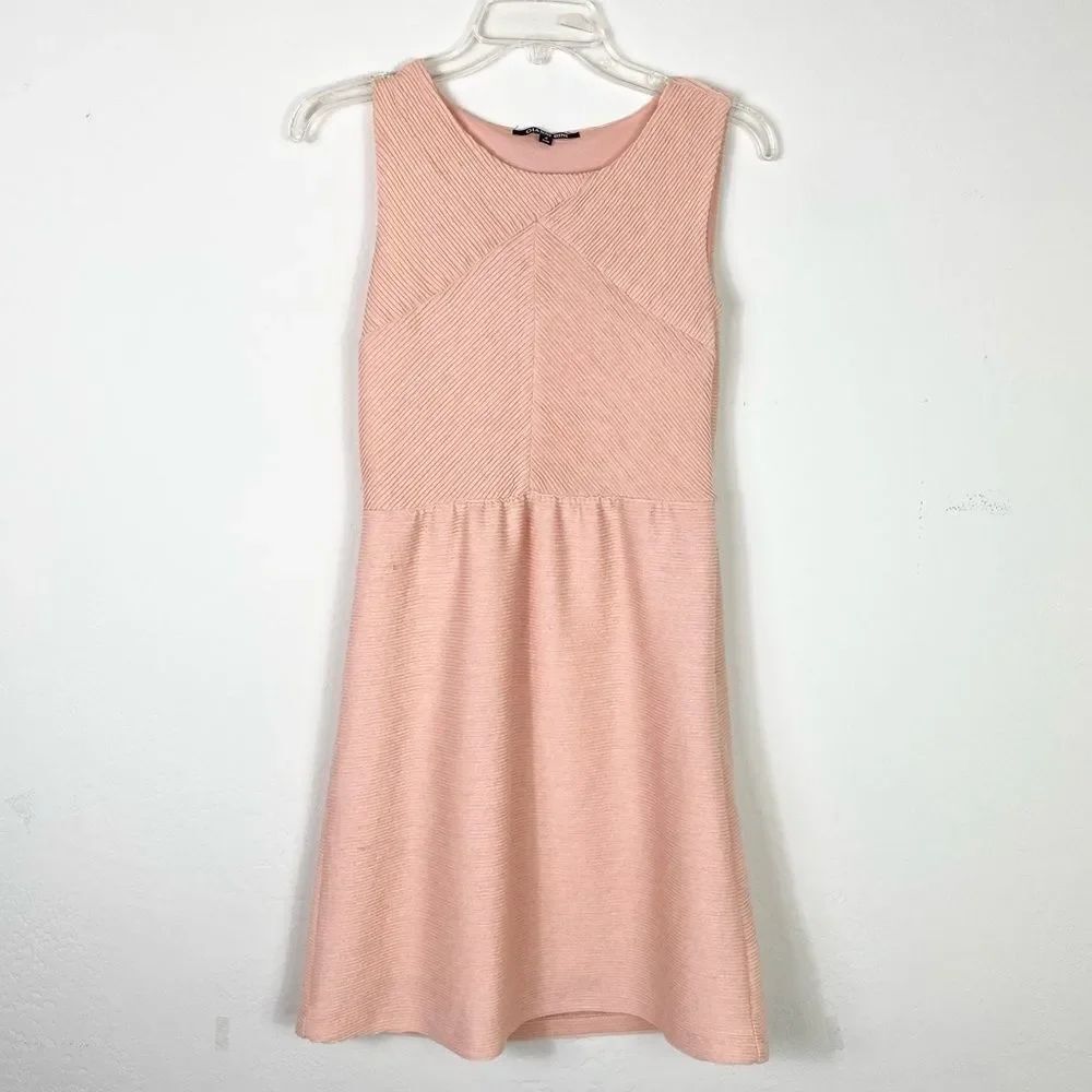 Gianni Bini Light Pink Ribbed Textured Sleeveless Dress